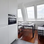 Apartment Playa De La Concha 7 By Feelfree